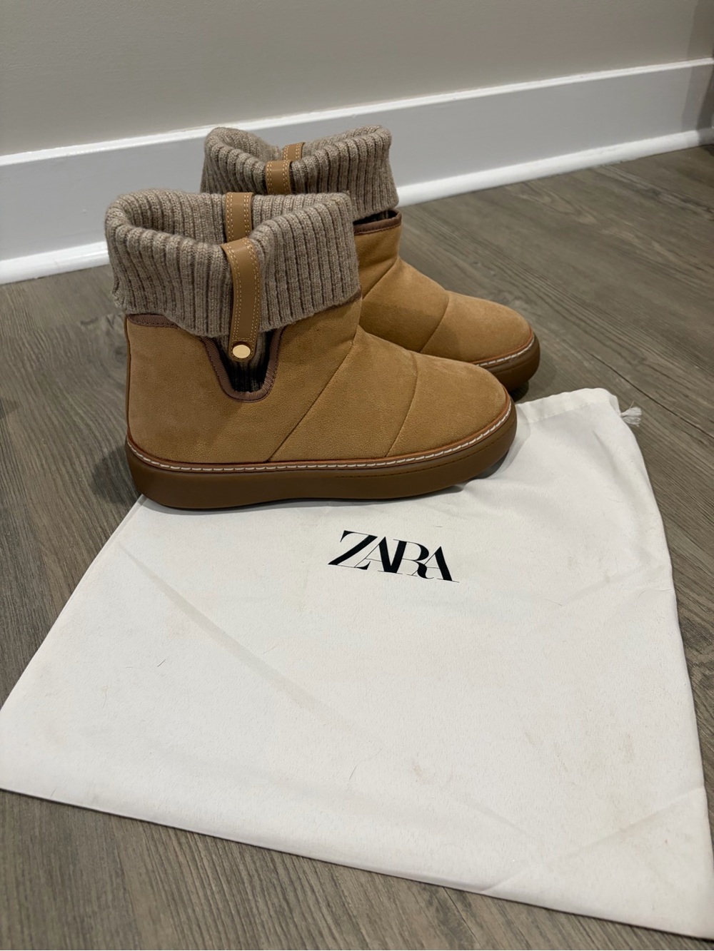 ZARA Tan Suede Fold-Over Ankle Boots with Knit Cuff